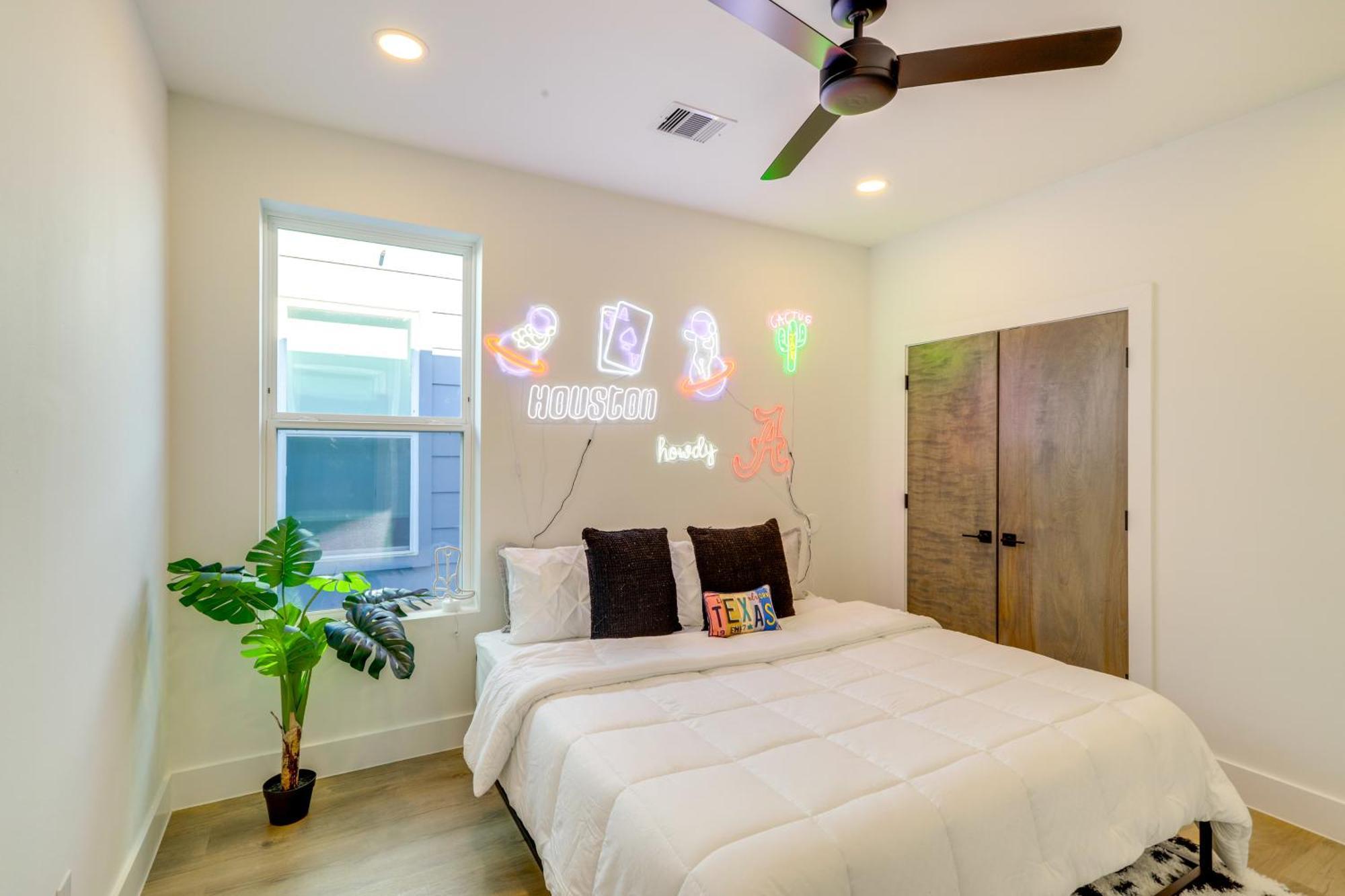 3 Mi To Dtwn Modern Townhome With Yard In Houston Ngoại thất bức ảnh