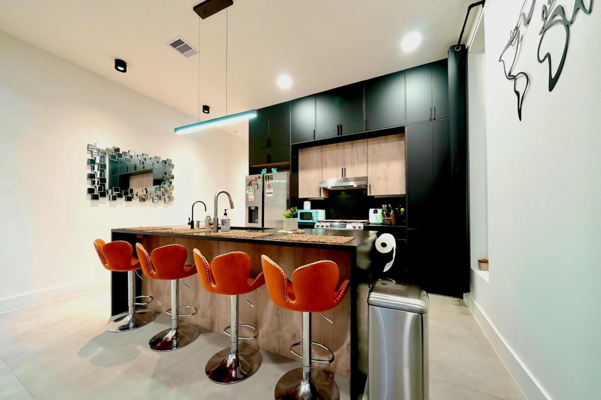 3 Mi To Dtwn Modern Townhome With Yard In Houston Ngoại thất bức ảnh