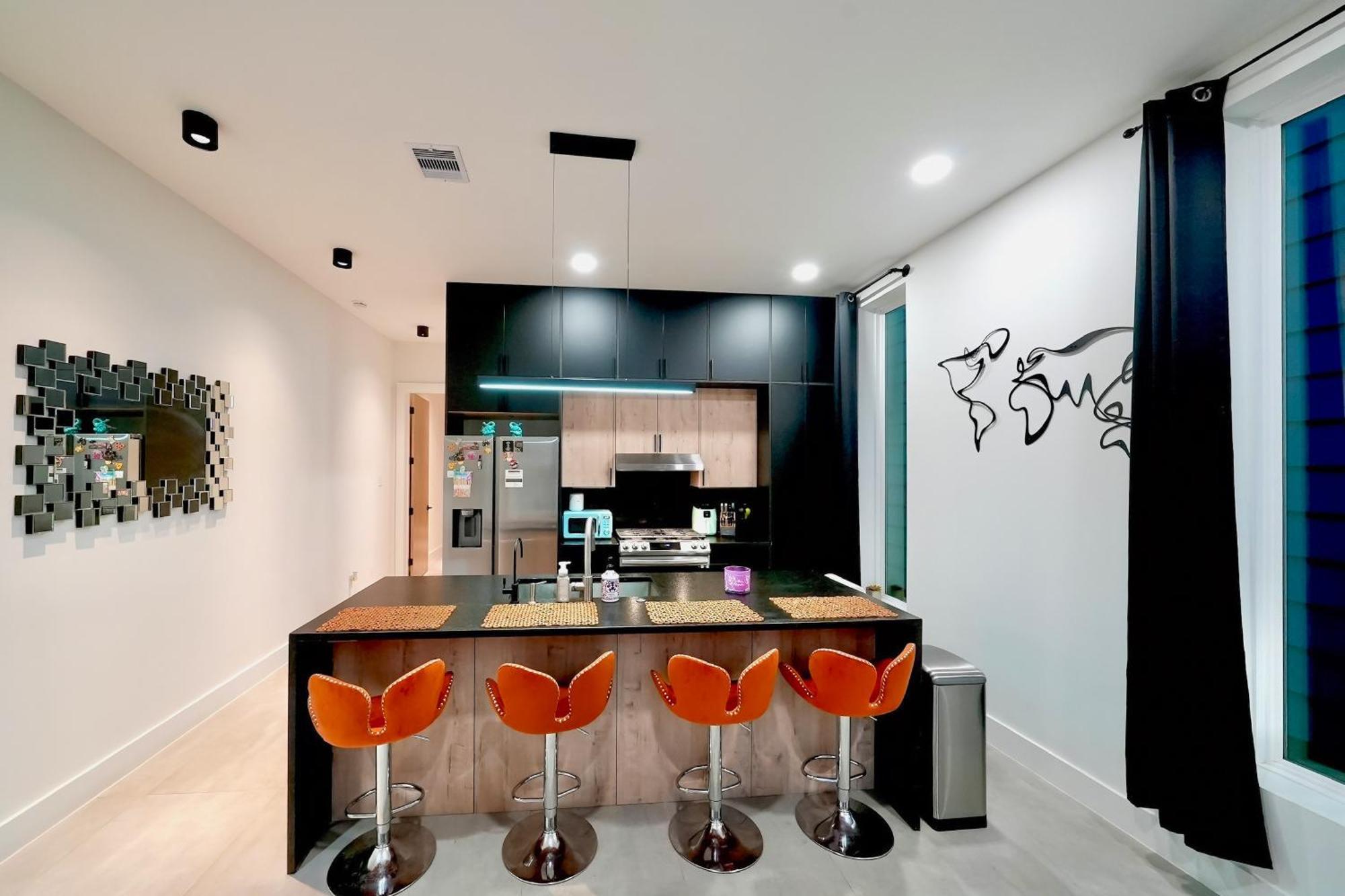 3 Mi To Dtwn Modern Townhome With Yard In Houston Ngoại thất bức ảnh
